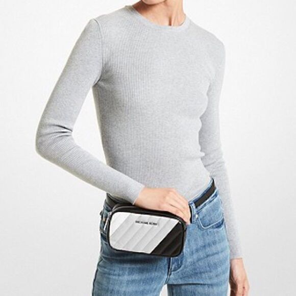 Michael Kors Handbags - Super cute! Very Mod Black & White 90’s Y2K appeal Michael Kors belt bag
